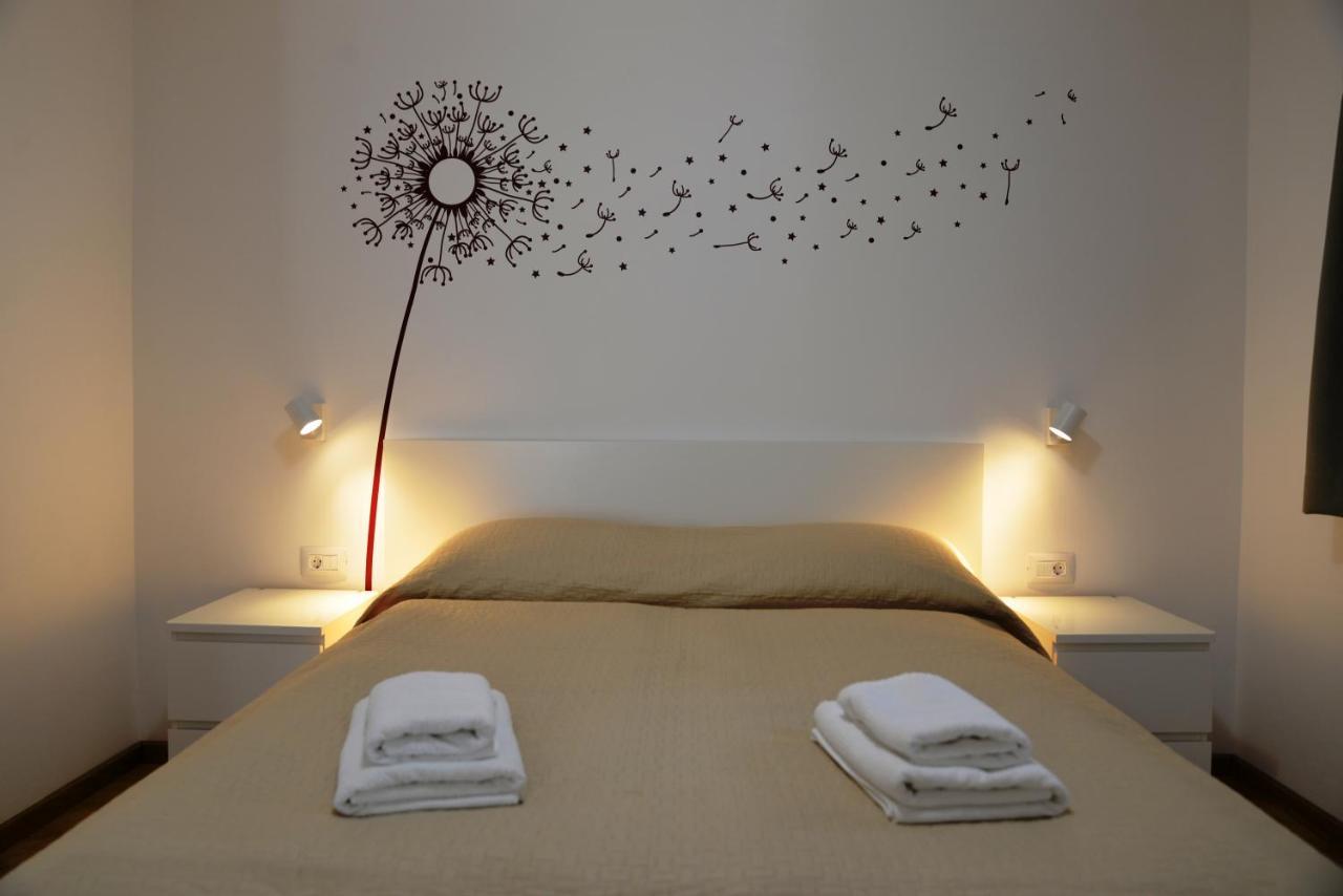 Apartments Palma & Pino Cres Εξωτερικό φωτογραφία