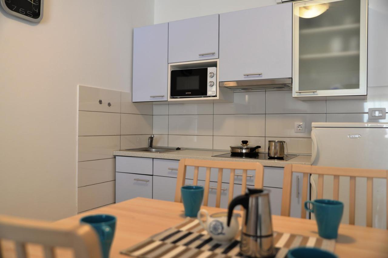 Apartments Palma & Pino Cres Εξωτερικό φωτογραφία