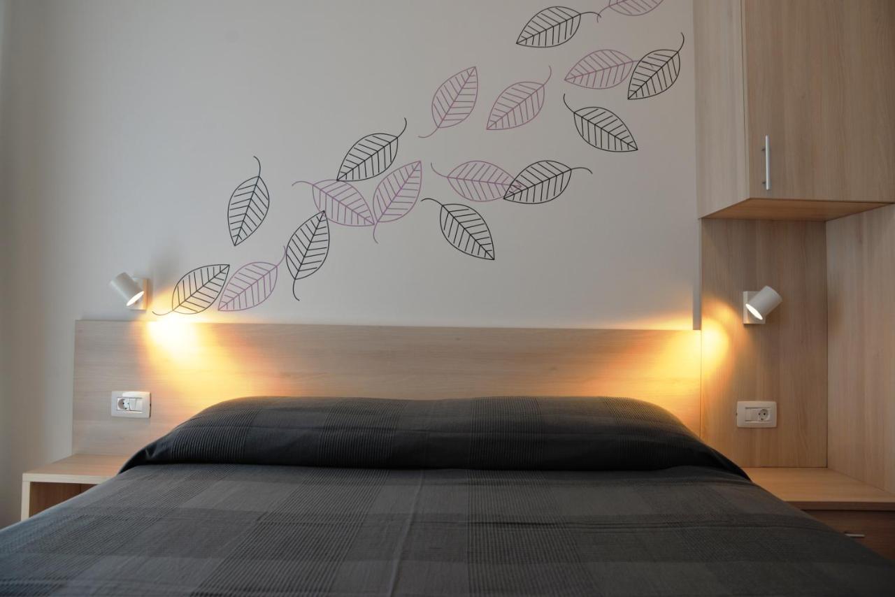 Apartments Palma & Pino Cres Εξωτερικό φωτογραφία