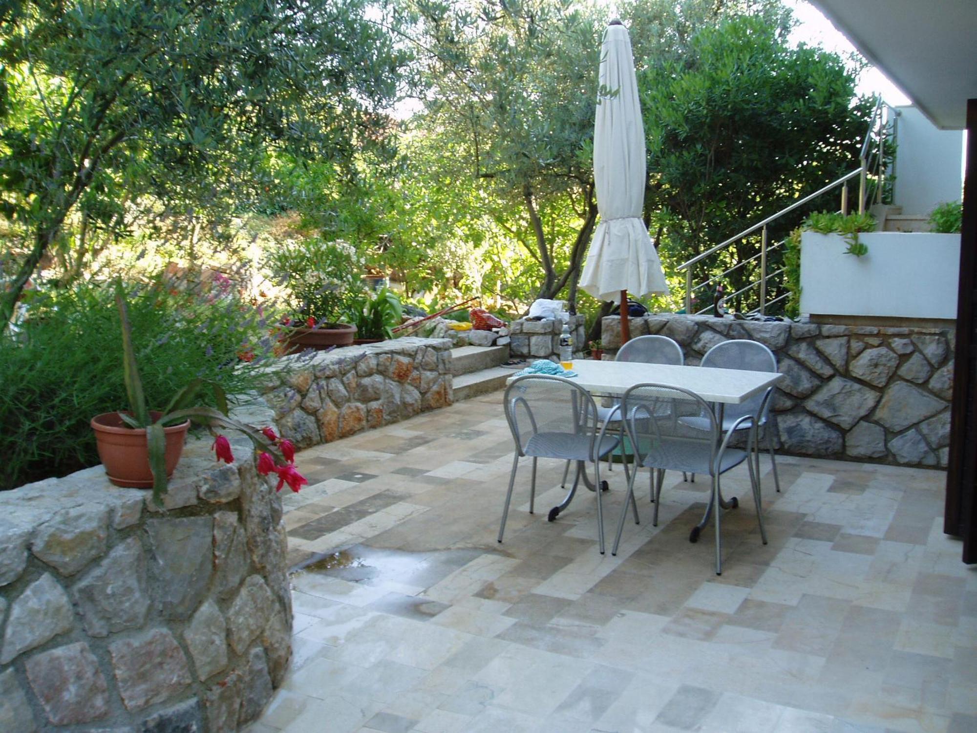 Apartments Palma & Pino Cres Εξωτερικό φωτογραφία